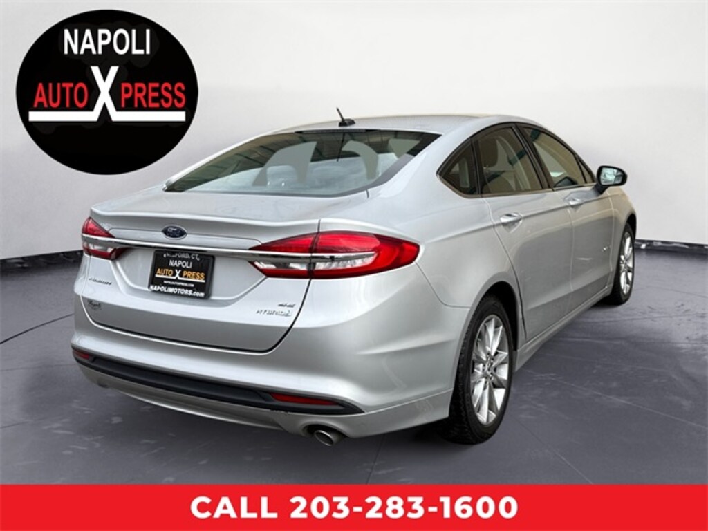 Used 2017 Ford Fusion Hybrid SE Sedan