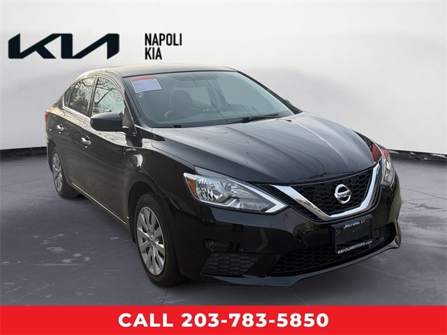 2019 Nissan Sentra S's photo