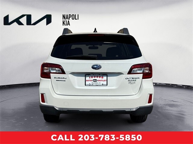 2016 Subaru Outback 2.5i Limited photo 3
