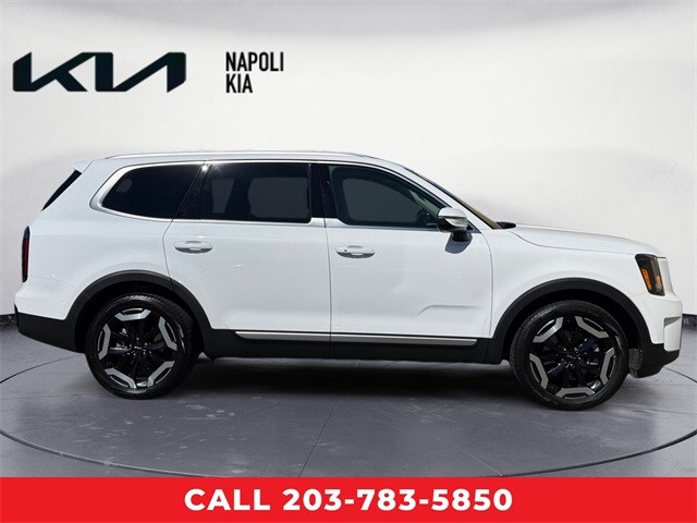 2024 Kia Telluride EX photo 2