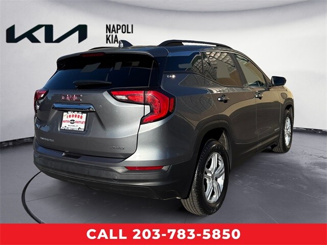 2021 Gmc Terrain SLE photo 3