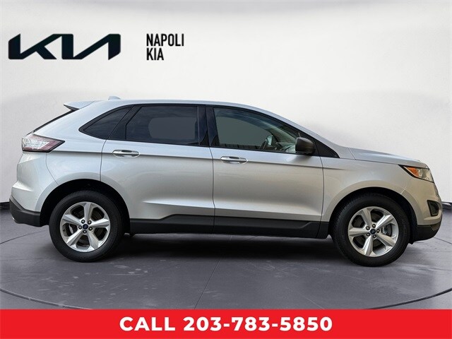 2016 Ford Edge SE photo 2