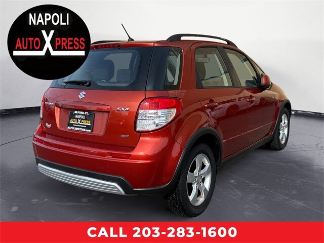2011 Suzuki SX4 photo 3