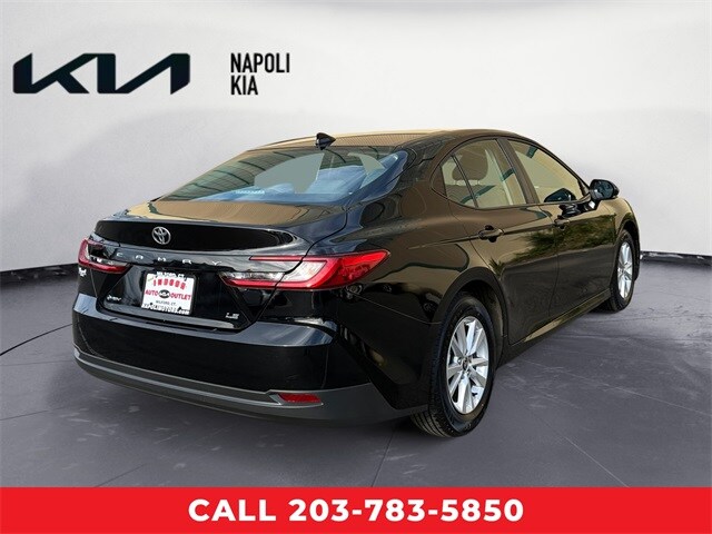 2025 Toyota Camry Hybrid photo 3