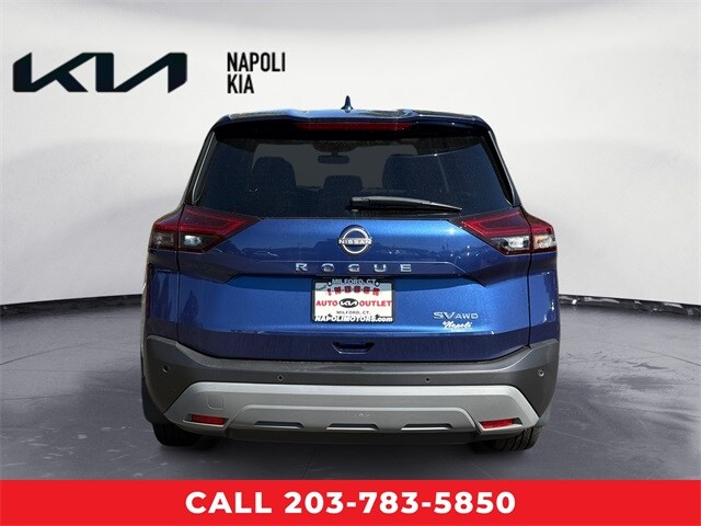 2023 Nissan Rogue SV photo 4