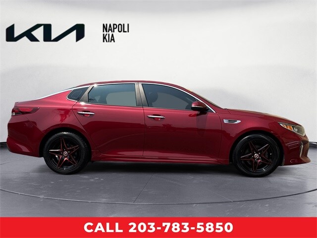 2018 Kia Optima S photo 2