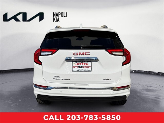 2022 Gmc Terrain Denali photo 3