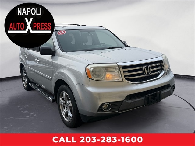 2014 Honda Pilot EX's photo