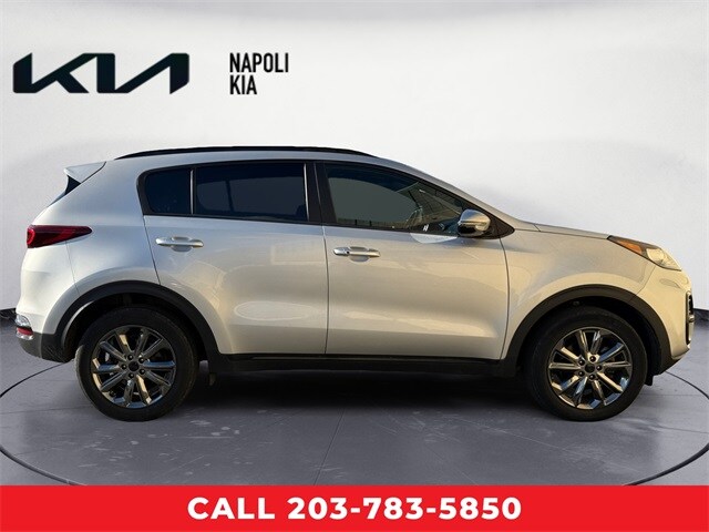 2022 Kia Sportage Nightfall Edition photo 2