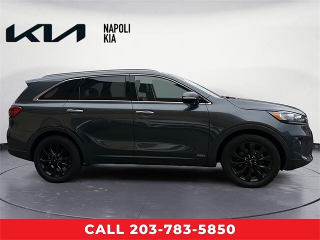 2020 Kia Sorento EX S photo 2