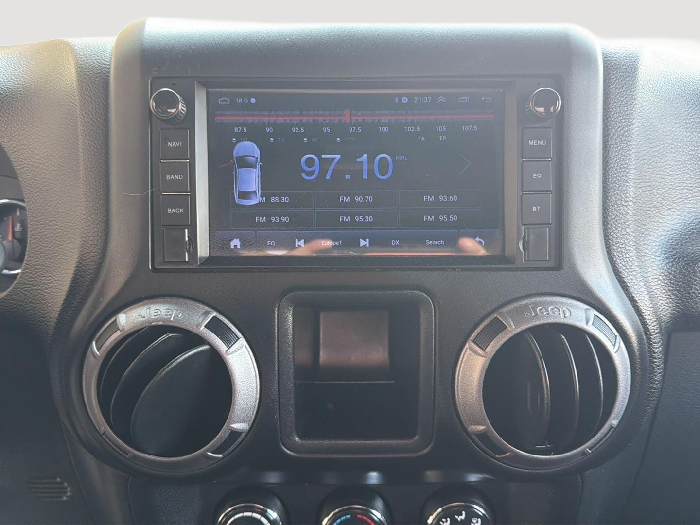 2017 Jeep Wrangler Sport - Photo 18