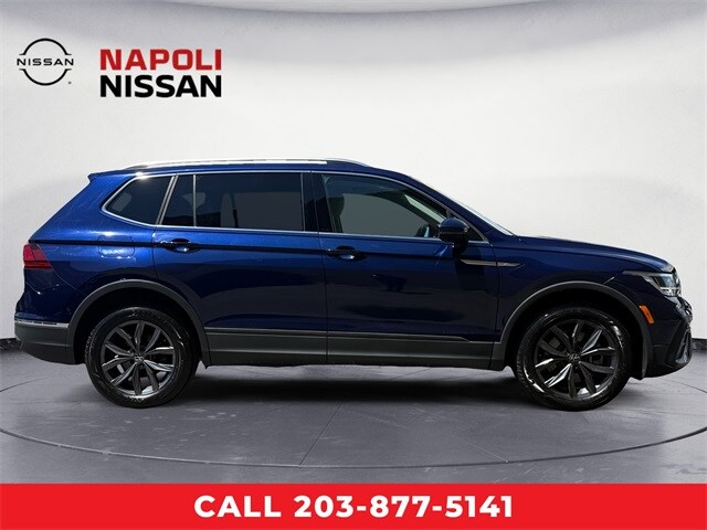 2022 Volkswagen Tiguan SE photo 2