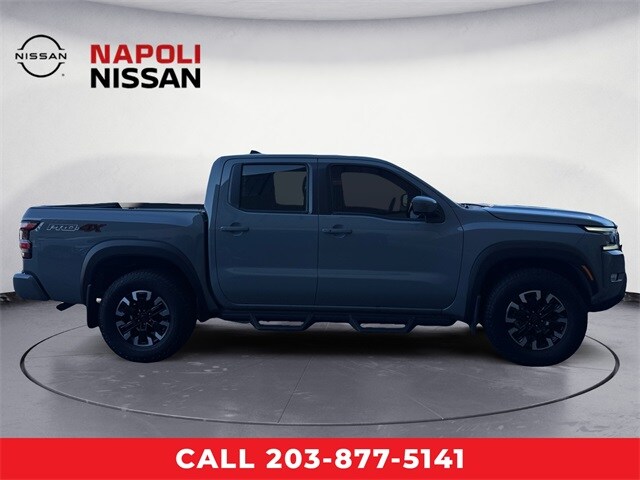 2024 Nissan Frontier PRO-4X photo 2