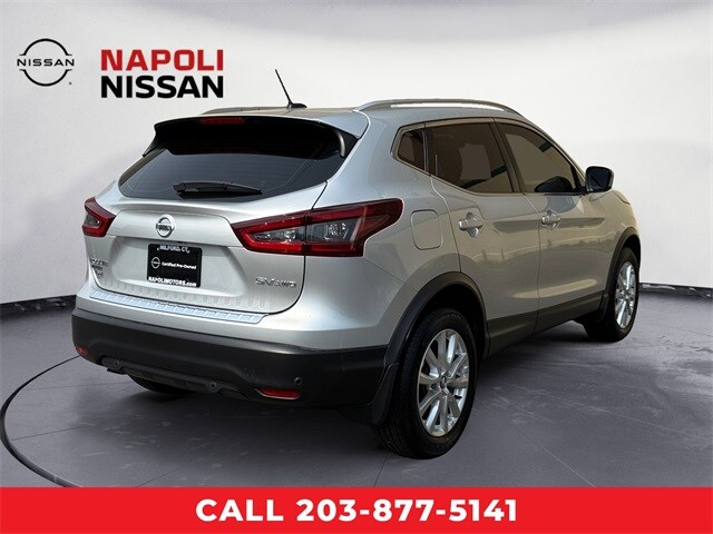 2021 Nissan Rogue Sport SV photo 3