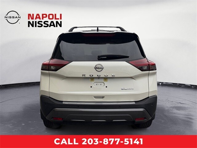 2023 Nissan Rogue SL photo 3