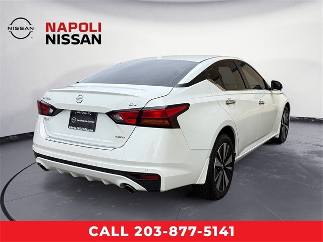 2022 Nissan Altima 2.5 SV photo 3