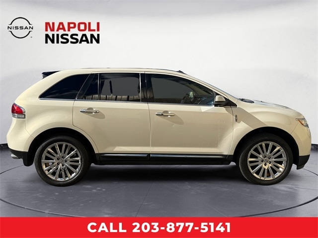 Used 2013 Lincoln MKX Base with VIN 2LMDJ8JK4DBL00626 for sale in Milford, CT