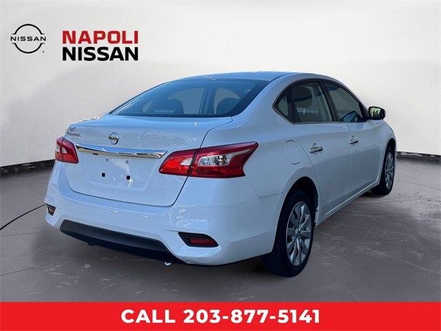 2019 Nissan Sentra S photo 3