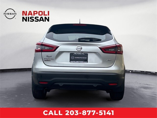 2021 Nissan Rogue Sport S photo 2