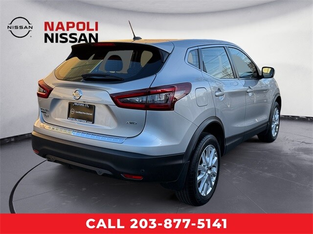 2021 Nissan Rogue Sport S photo 3