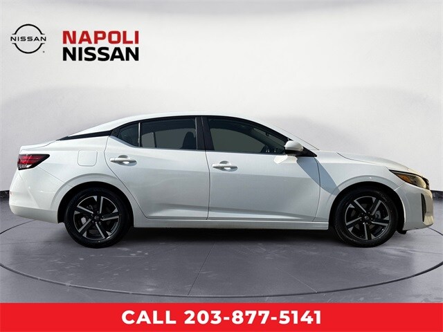 2024 Nissan Sentra SV photo 2