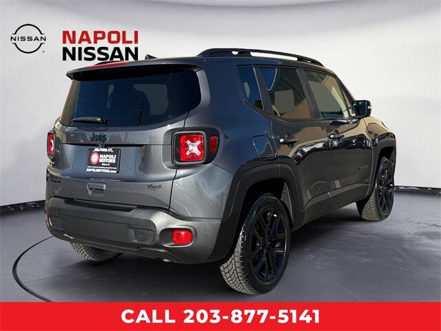 2023 Jeep Renegade Latitude Altitude photo 3