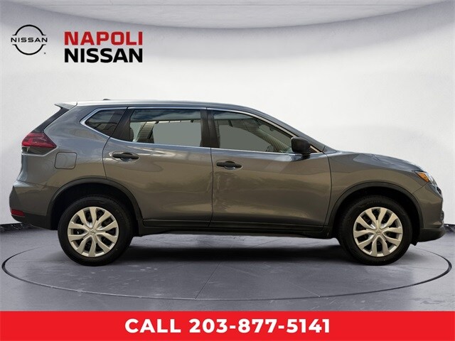 2020 Nissan Rogue S photo 2