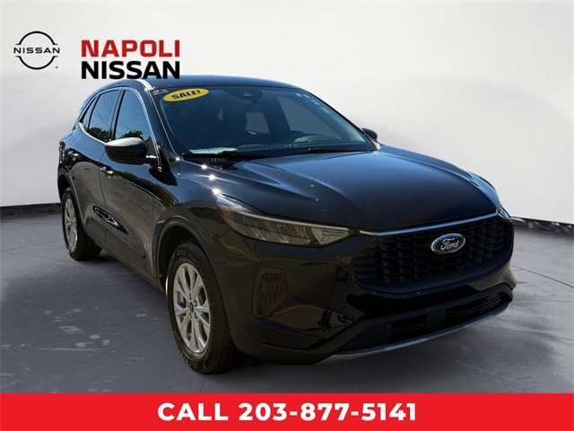 2023 Ford Escape Active's photo