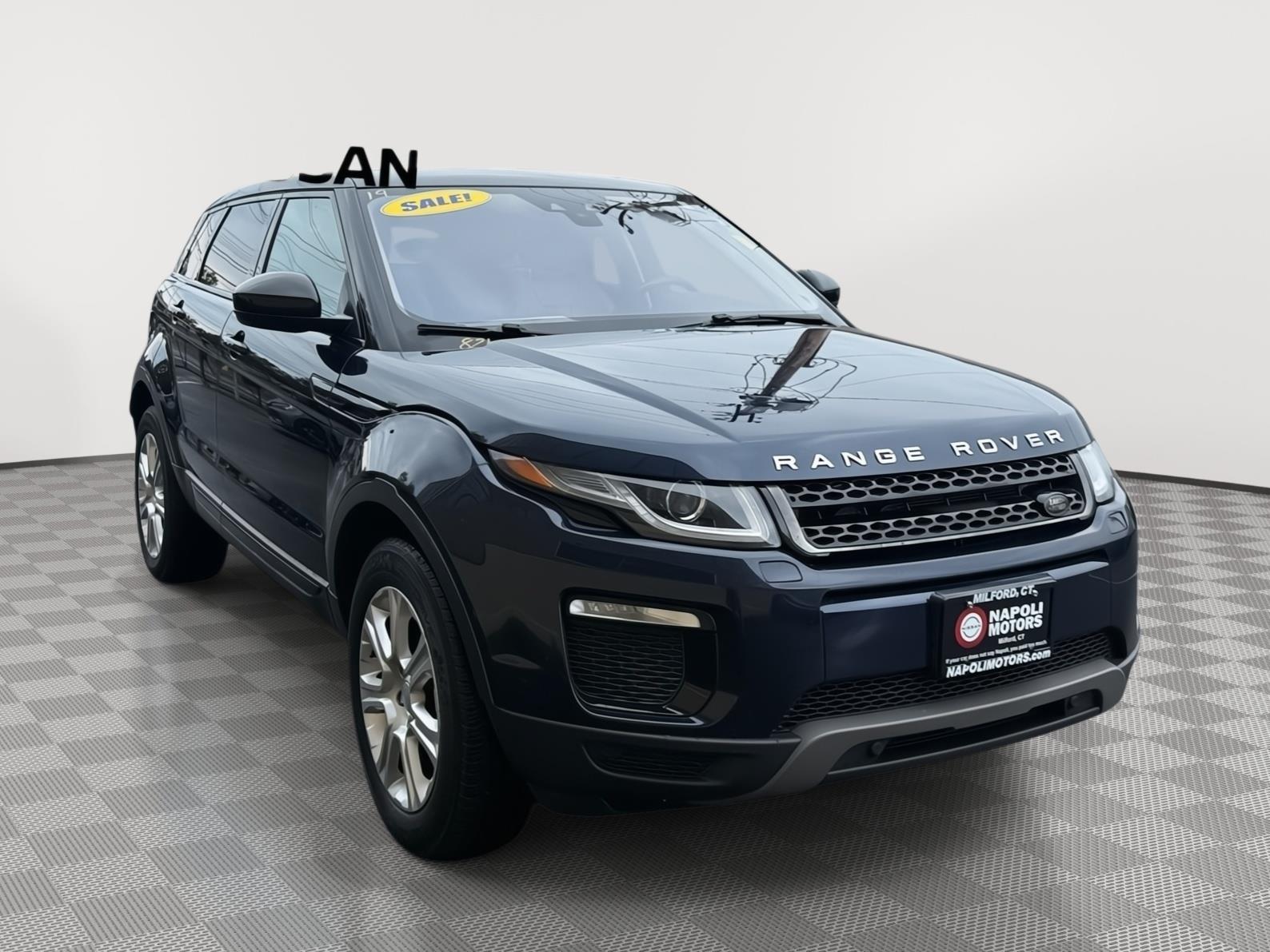 2019 Land Rover Range Rover Evoque SE Premium