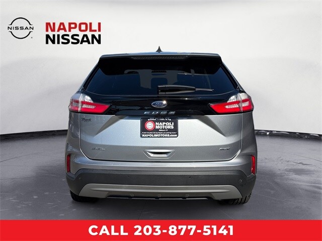 2024 Ford Edge SEL photo 4