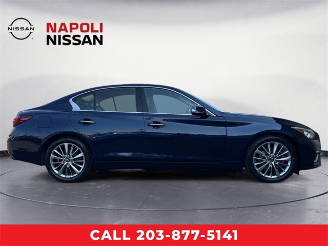 2023 Infiniti Q50 LUXE photo 2