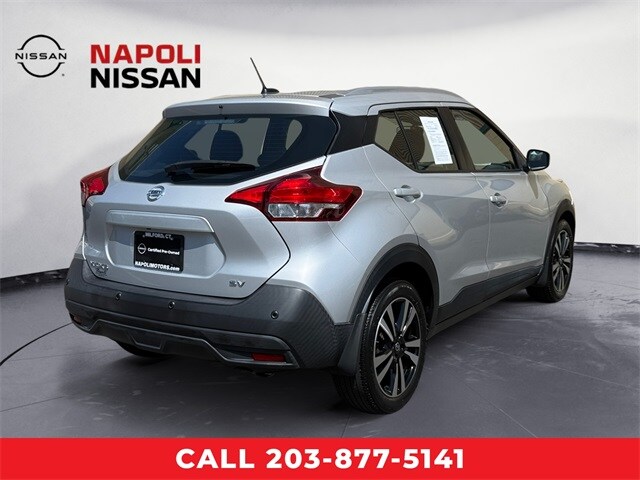 2020 Nissan Kicks SV photo 3