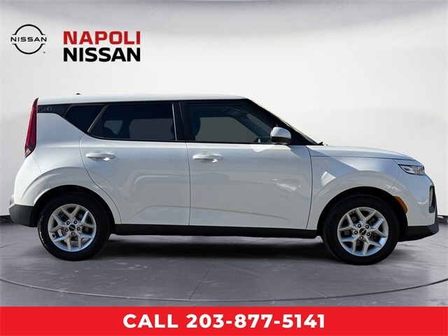 Used 2022 Kia Soul LX with VIN KNDJ23AU3N7186178 for sale in Milford, CT