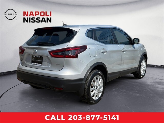 2021 Nissan Rogue Sport S photo 3