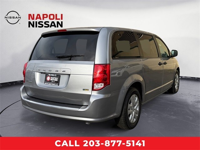 2019 Dodge Grand Caravan SE photo 3
