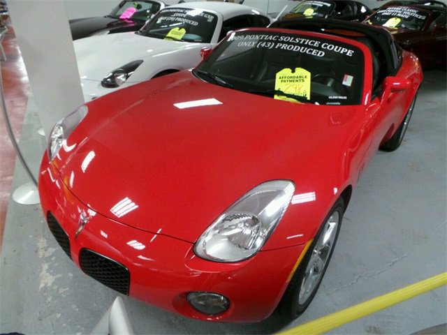 2009 Pontiac Solstice Base photo 3