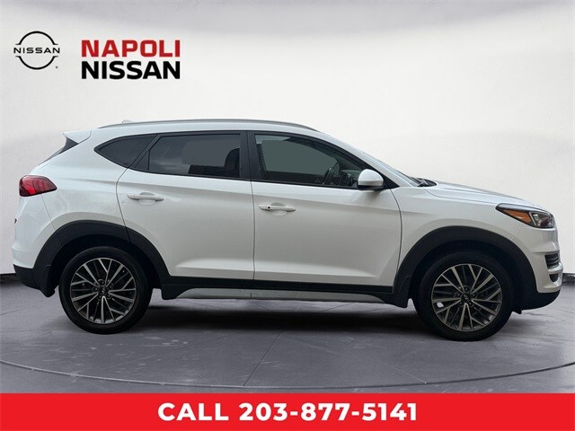 2020 Hyundai Tucson SEL photo 2