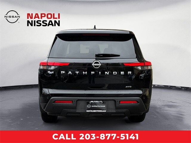 2024 Nissan Pathfinder S photo 3