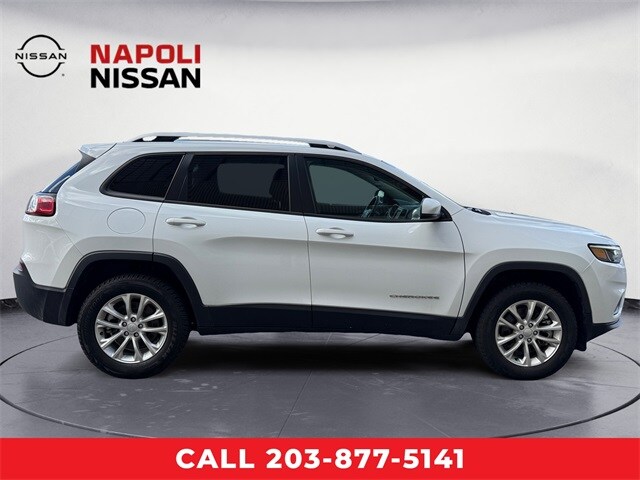 2021 Jeep Cherokee Latitude photo 2