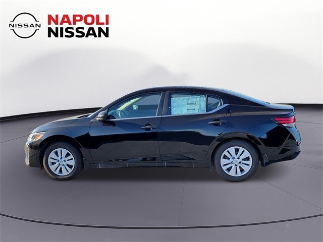 2025 Nissan Sentra S photo 3