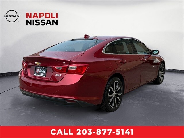 2018 Chevrolet Malibu 1LT photo 3