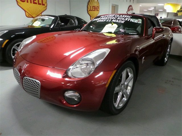 2009 Pontiac Solstice Base photo 3