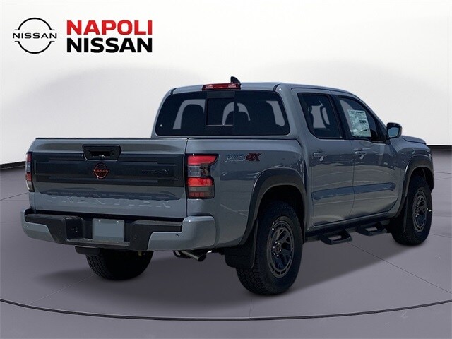 2025 Nissan Frontier PRO-4X photo 4
