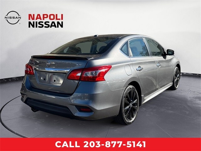 2017 Nissan Sentra SR photo 3