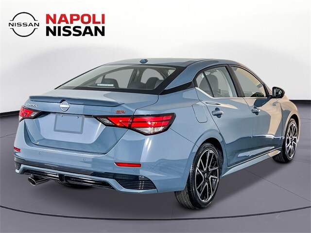 2025 Nissan Sentra SR photo 4