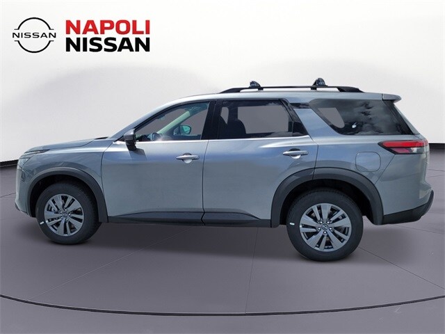 2025 Nissan Pathfinder SV photo 2