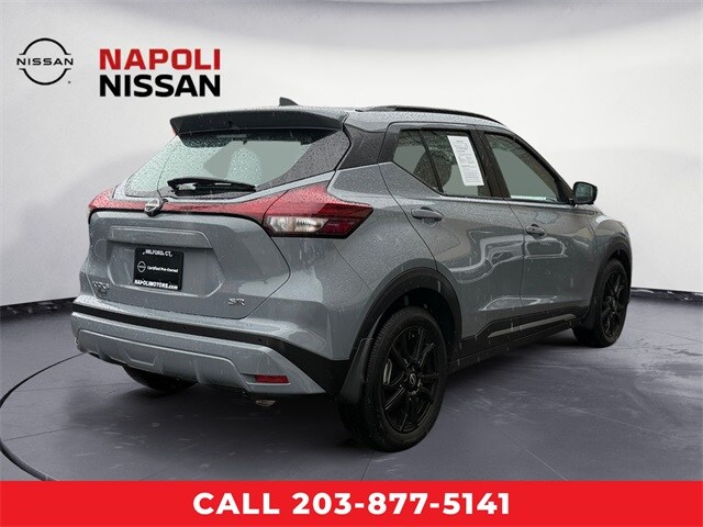 2024 Nissan Kicks SR photo 3