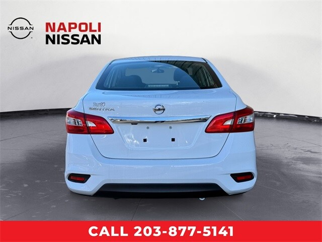 2019 Nissan Sentra S photo 4