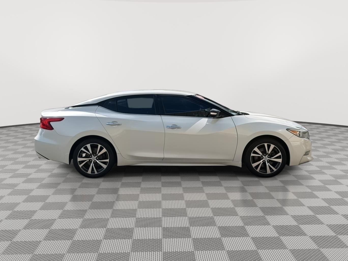 Used 2016 Nissan Maxima SV with VIN 1N4AA6AP0GC445997 for sale in Milford, CT