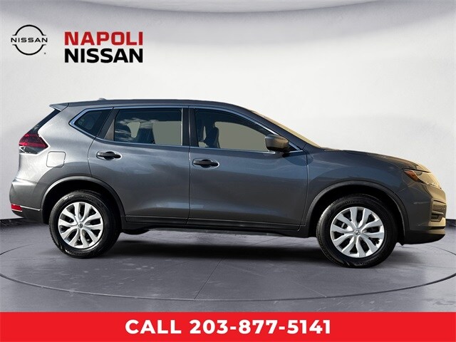 2019 Nissan Rogue S photo 2
